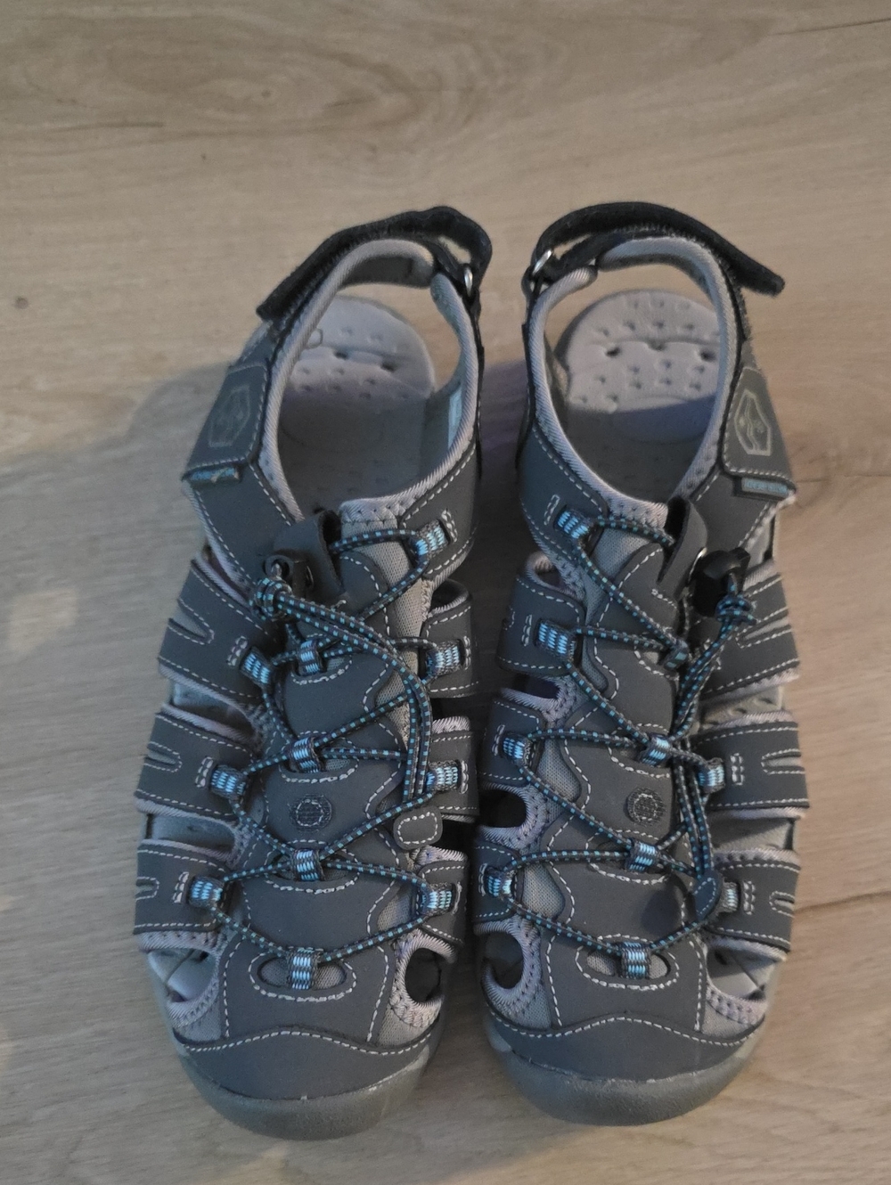 Khombu Crystal Women's Water Hiking Sandals Gray Blue Size 7.5M